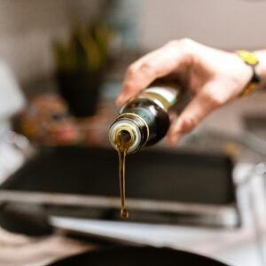 زيت نباتي (دوار الشمس / نخيل)